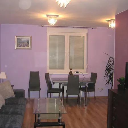 Apartament Lawendowy Apartament W Cieplicach *
